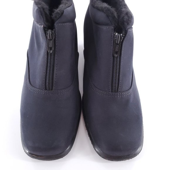 Toe Warmers Women Shoes Boot Zip Color Black Size 11- made in Canada - Picture 2 of 7